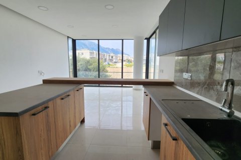 Wohnung in Alsancak, Girne, Nr. 211165 - 11