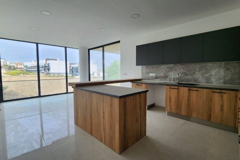 Wohnung in Alsancak, Girne, Nr. 211165 - 12