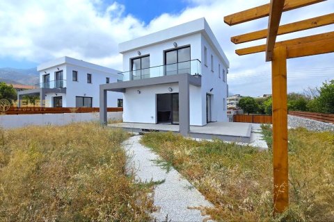 3+1 Villa  i Alsancak, Girne,  Nr. 213937 - 23