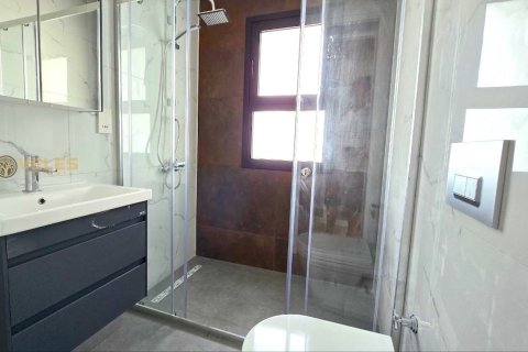 3+1 Villa  i Alsancak, Girne,  Nr. 213937 - 12