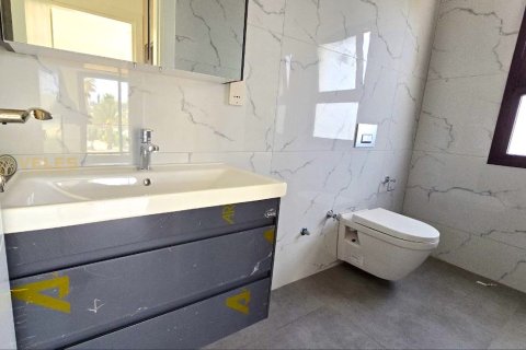 3+1 Villa  i Alsancak, Girne,  Nr. 213937 - 4