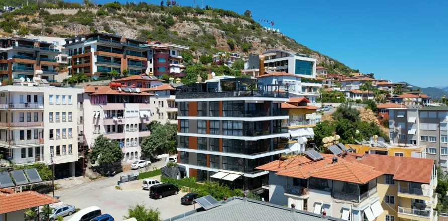 3+1 Apartment  in Alanya, Antalya, Turkey No. 223950
