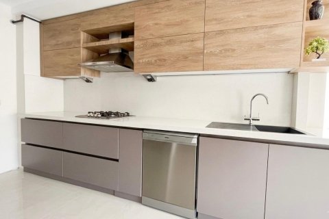 Квартира  3+1 в Муратпаше, Анталья, Турция №227021