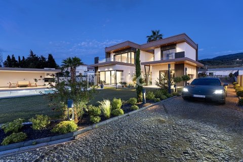 Villa for sale  in Izmir, Turkey, 5 bedrooms, 350m2, No. 215184 – photo 4