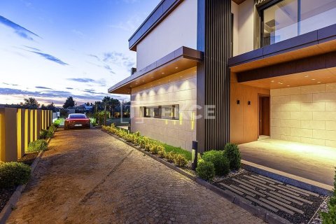 Villa for sale  in Izmir, Turkey, 5 bedrooms, 350m2, No. 215184 – photo 12