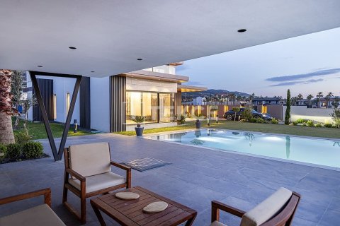 Villa for sale  in Izmir, Turkey, 5 bedrooms, 350m2, No. 215184 – photo 15