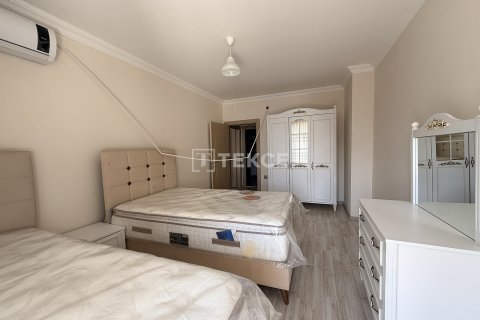 Apartment for sale in Akcaabat, Trabzon, Turkey, 3 bedrooms, 175m2, No. 215185 – photo 17