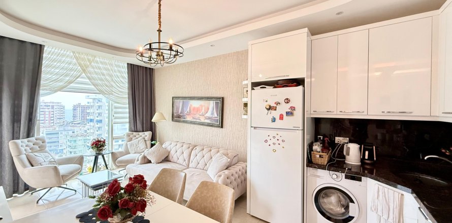 1+1 Apartment in Mahmutlar, Antalya, Turkey No. 225746