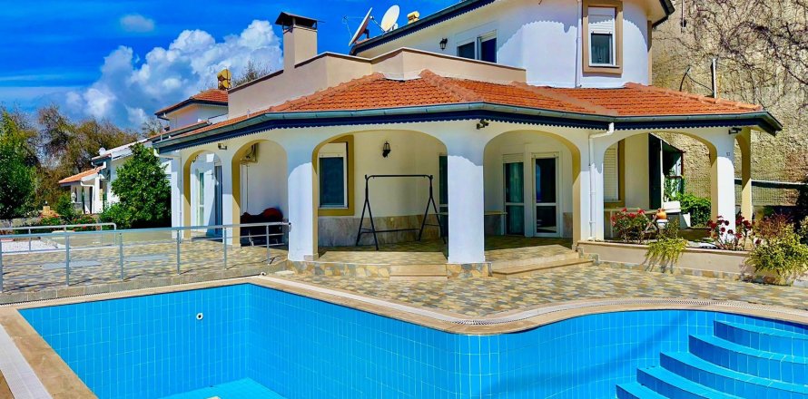 Вилла  3+1 в Махмутларе, Анталья, Турция №213577