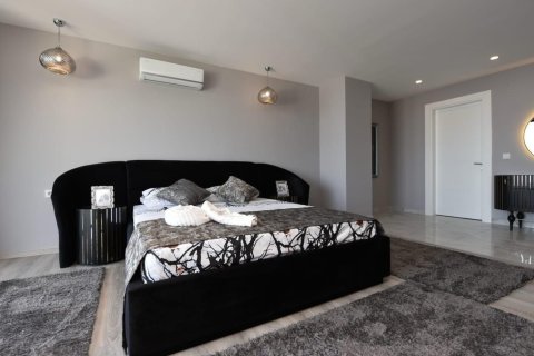 Villa for sale  in Tepe, Alanya, Antalya, Turkey, 5 bedrooms, 400.0m2, No. 213575 – photo 5