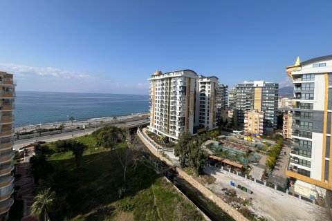 Аренда квартиры  в Аланье, Анталье, Турция 4+1, 250м2, №216625 – фото 13