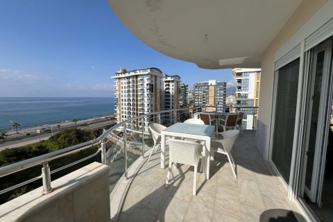 Аренда квартиры  в Аланье, Анталье, Турция 4+1, 250м2, №216625 – фото 2