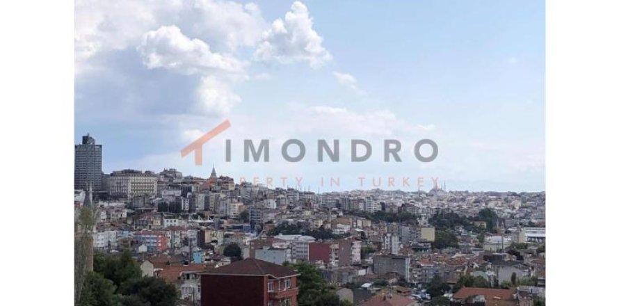 1+1 Lejlighed  i Beyoglu, Istanbul, Tyrkiet Nr. 219789