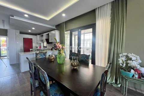 Продажа виллы  в Бююкчекмедже, Стамбуле, Турция 4+1, 200м2, №221828 – фото 12