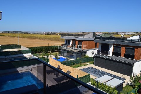 Продажа виллы  в Бююкчекмедже, Стамбуле, Турция 4+1, 200м2, №221828 – фото 26