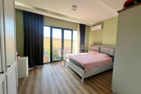 Продажа виллы  в Бююкчекмедже, Стамбуле, Турция 4+1, 200м2, №221828 – фото 17