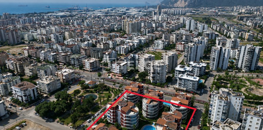 3+1 Apartment  in Antalya, Turkey No. 223268