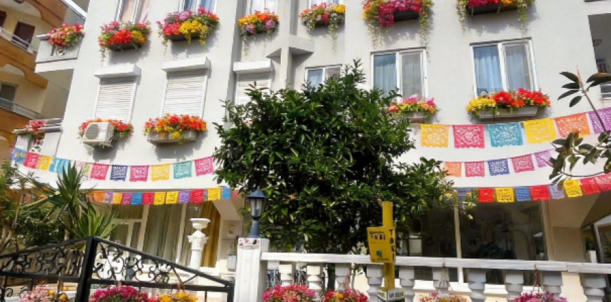 2+1 Lägenhet  i Oba, Antalya, Turkiet Nr. 222292