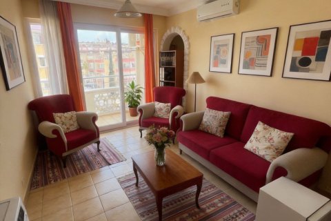 2+1 Lägenhet  i Oba, Antalya, Turkiet Nr. 222292 - 2