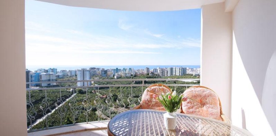 4+1 Lägenhet  i Mahmutlar, Antalya, Turkiet Nr. 222291