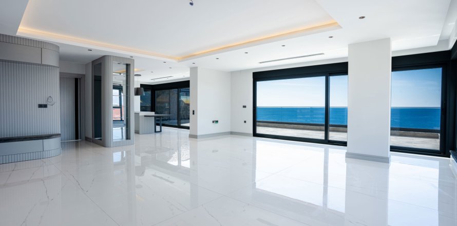 4+1 Lägenhet  i Alanya, Antalya, Turkiet Nr. 218944