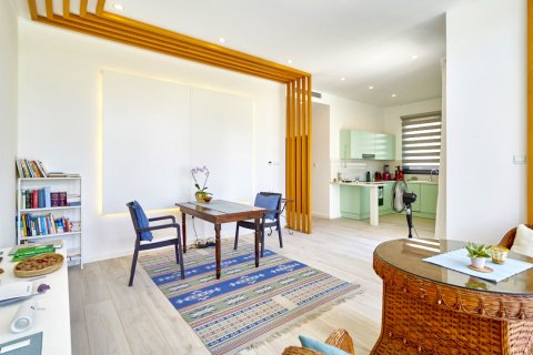 Apartment for sale  in Bahceli, Girne, Northern Cyprus, 2 bedrooms, 110m2, No. 214601 – photo 16