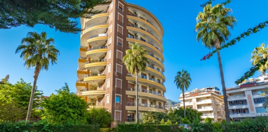 آپارتمان در  Antalya ، ترکیه 4 خوابه ، 220 متر مربع.  شماره 222810