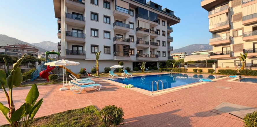 1+1 Lägenhet i Oba, Antalya, Turkiet Nr. 237774