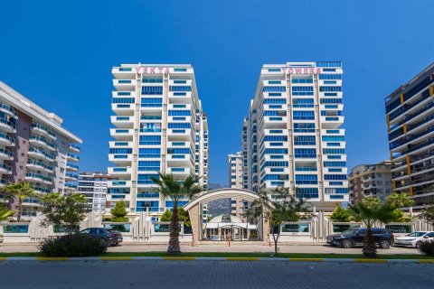 2+1 Lägenhet  i Mahmutlar, Antalya, Turkiet Nr. 232226