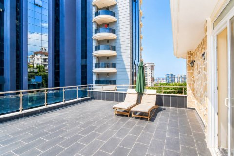 3+2 Villa i Mahmutlar, Antalya, Turkiet Nr. 232229 - 22