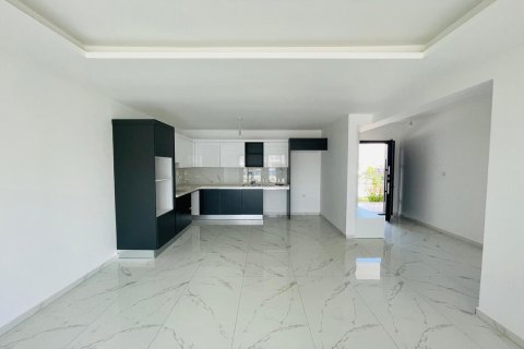 آپارتمان در  Famagusta ، ترکیه 1 خوابه ، 71 متر مربع.  شماره 214988 - 2