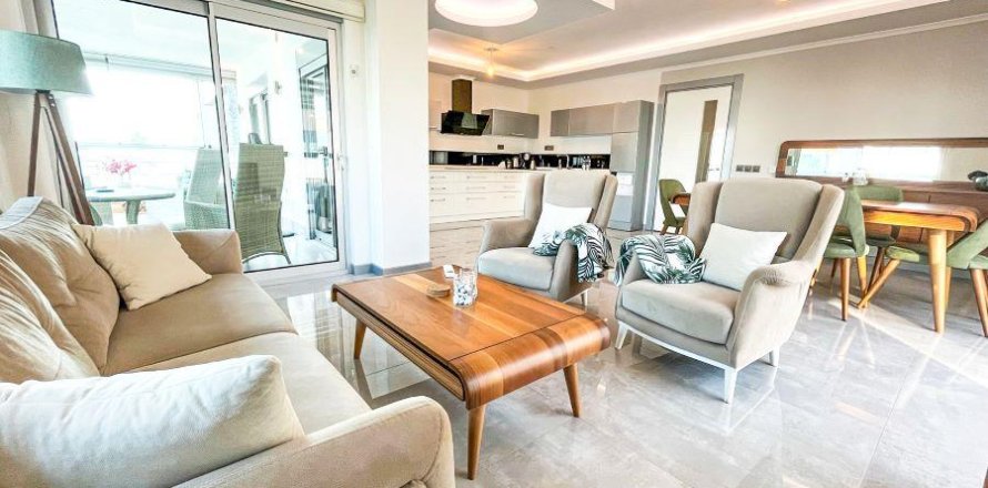 Lägenhet i Oba, Antalya, Turkiet Nr. 228697