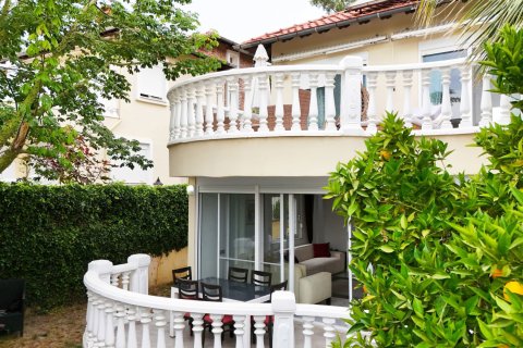 ویلا در  Alanya ، ترکیه 2 خوابه ، 135 متر مربع.  شماره 218948 - 17