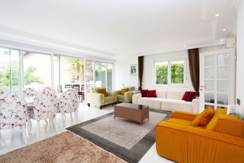 ویلا در  Alanya ، ترکیه 2 خوابه ، 135 متر مربع.  شماره 218948 - 2