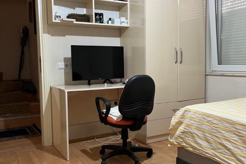 آپارتمان در  Alanya ، ترکیه 4 خوابه ، 160 متر مربع.  شماره 217125 - 9