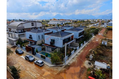 Продажа виллы  в Дёшемеалты, Анталье, Турция 5+1, 371м2, №215405 – фото 3