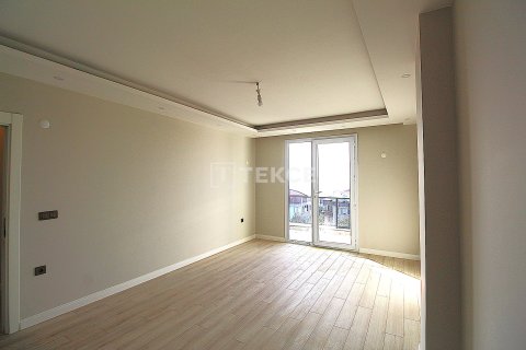 4+1 Wohnung  in Bueyuekcekmece, Istanbul, Türkei Nr. 215400 - 10