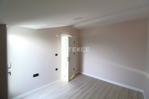 4+1 Wohnung  in Bueyuekcekmece, Istanbul, Türkei Nr. 215400 - 22