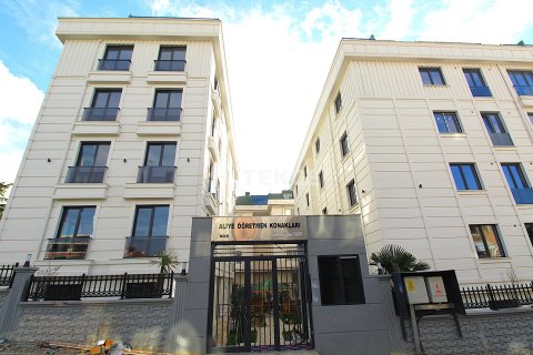 4+1 Wohnung  in Bueyuekcekmece, Istanbul, Türkei Nr. 215400 - 2
