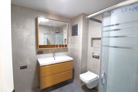 4+1 Wohnung  in Bueyuekcekmece, Istanbul, Türkei Nr. 215400 - 25