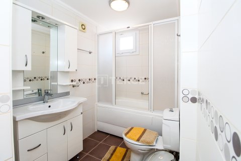 Аренда квартиры  в Фетхие, Мугле, Турция 4+1, 500м2, №215403 – фото 18