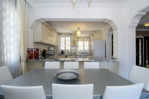 Аренда квартиры  в Фетхие, Мугле, Турция 4+1, 500м2, №215403 – фото 22