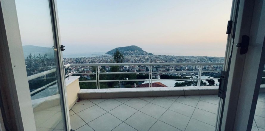 2+1 Lejlighed  i Alanya, Antalya, Tyrkiet Nr. 218325