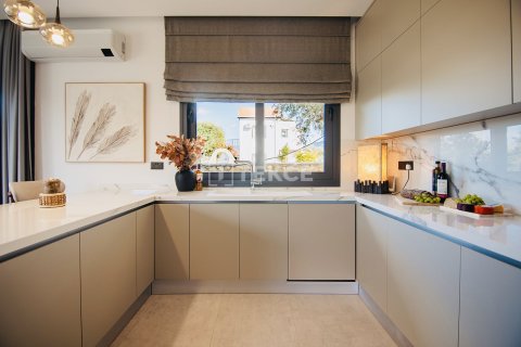 ویلا در  Girne ، ترکیه 3 خوابه ، 280 متر مربع.  شماره 223352 - 12