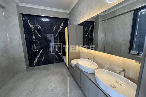 ویلا در  Basiskele ، ترکیه 7 خوابه ، 427 متر مربع.  شماره 223351 - 18