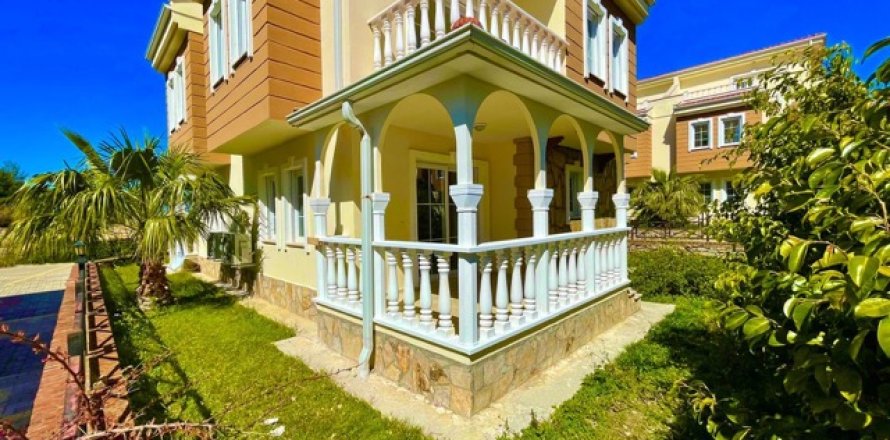 3+1 Villa  in Antalya, Turkey No. 222868