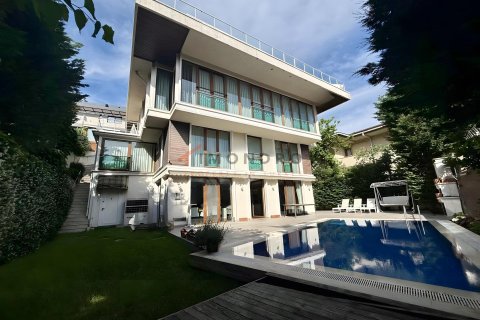 7+1 Lejlighed  i Sariyer, Istanbul, Tyrkiet Nr. 228930