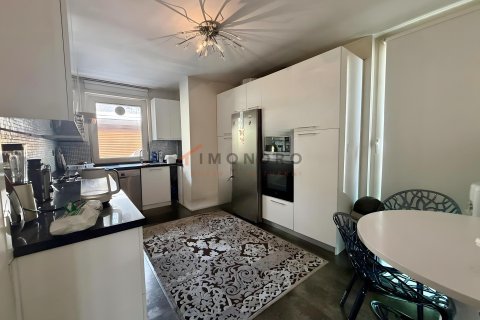 7+1 Lejlighed i Sariyer, Istanbul, Tyrkiet Nr. 228930 - 15