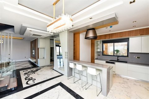 4+1 Villa  i Alanya, Antalya, Turkiet Nr. 217568 - 3