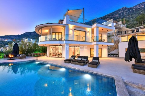 5+1 Villa i Kas, Antalya, Turkiet Nr. 222368 - 2